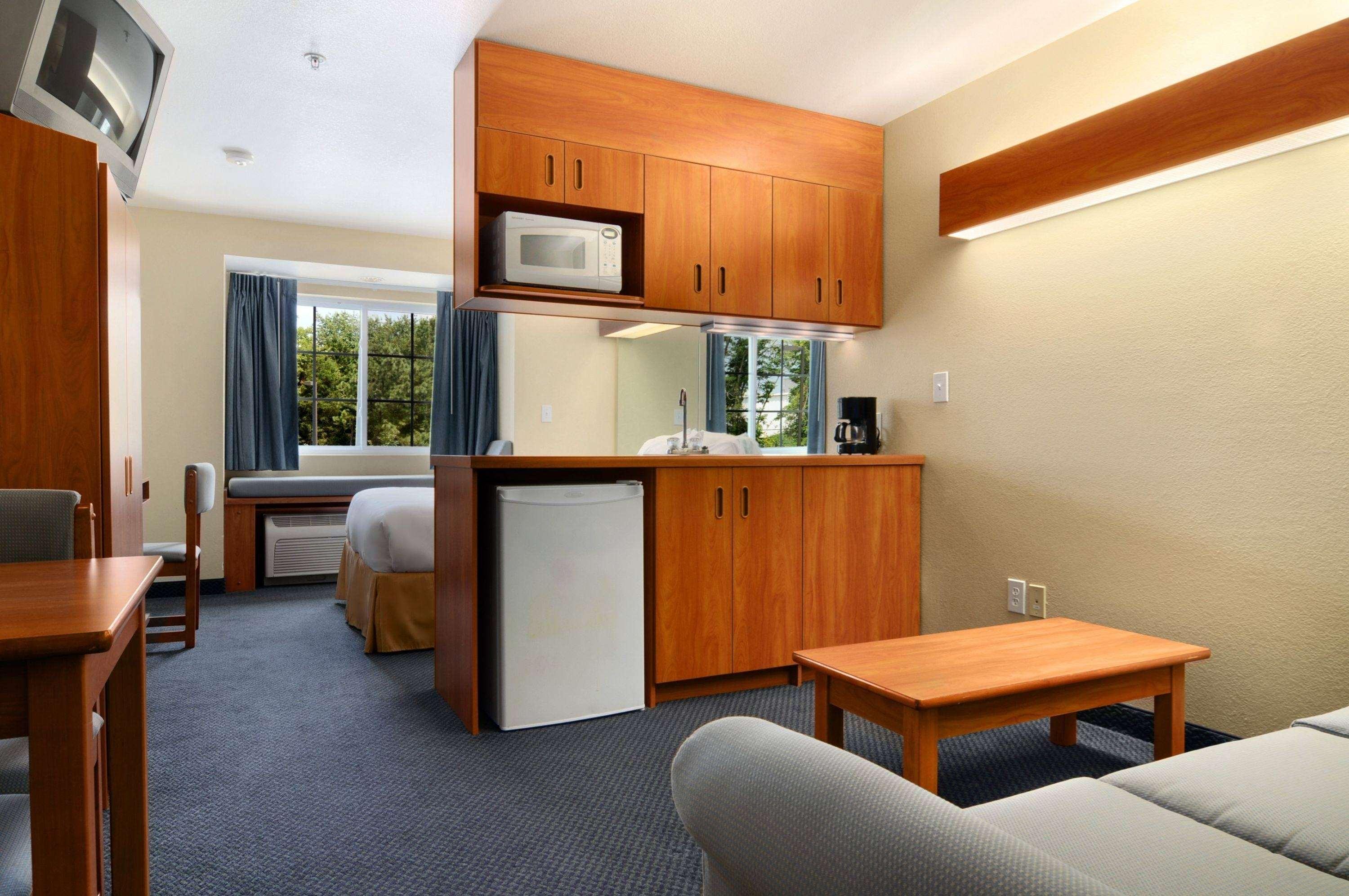 Microtel Inn & Suites Huntsville Ngoại thất bức ảnh