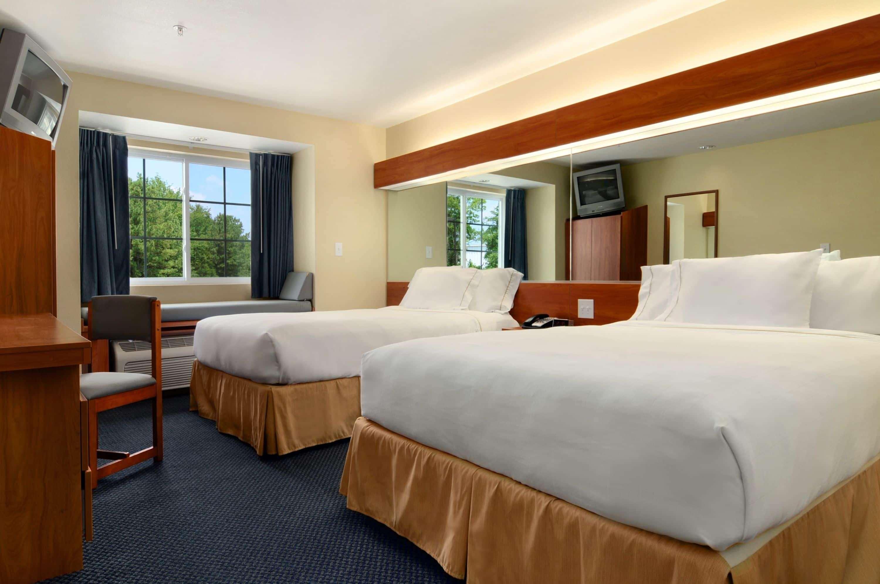 Microtel Inn & Suites Huntsville Ngoại thất bức ảnh