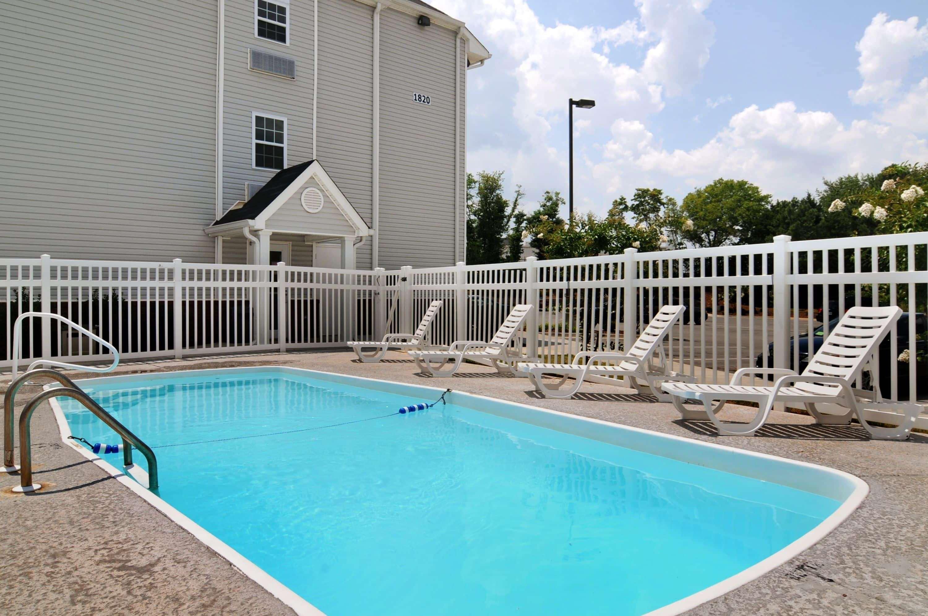 Microtel Inn & Suites Huntsville Ngoại thất bức ảnh